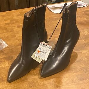 Zara Elegant Black Ankle Boots